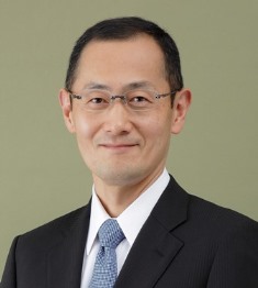 Shinya Yamanaka resize.jpg