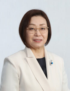 綾部商工会議所女性会 会長　藤田　陽子