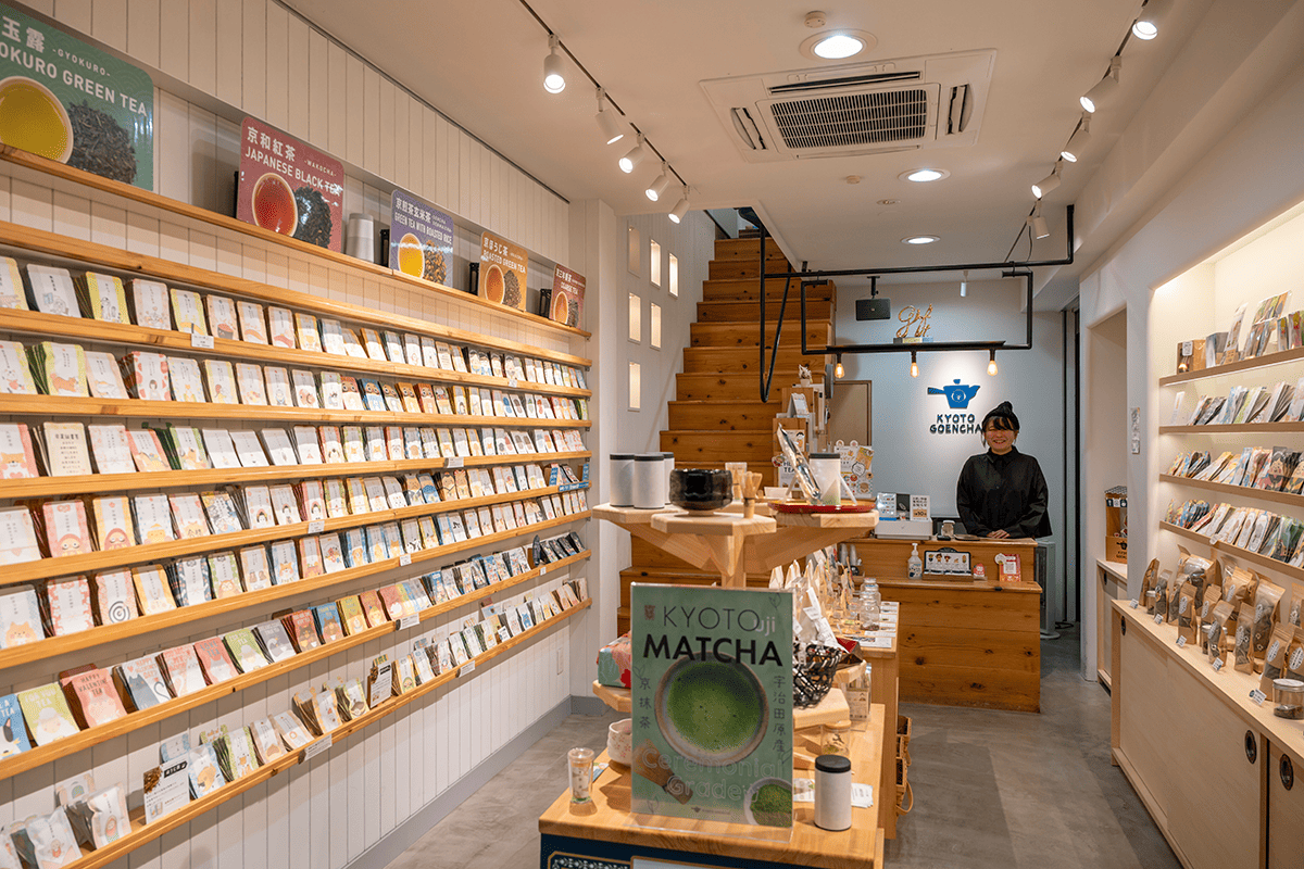 京都ぎょくろのごえん茶（エスティーワイ株式会社） プレイヤーから経営者へ