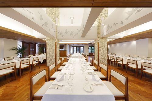 株式会社 長楽館